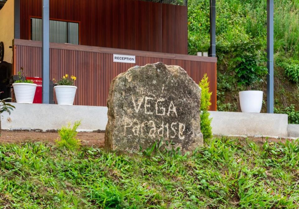 Vega Paradise Kanthalloor Buitenkant foto